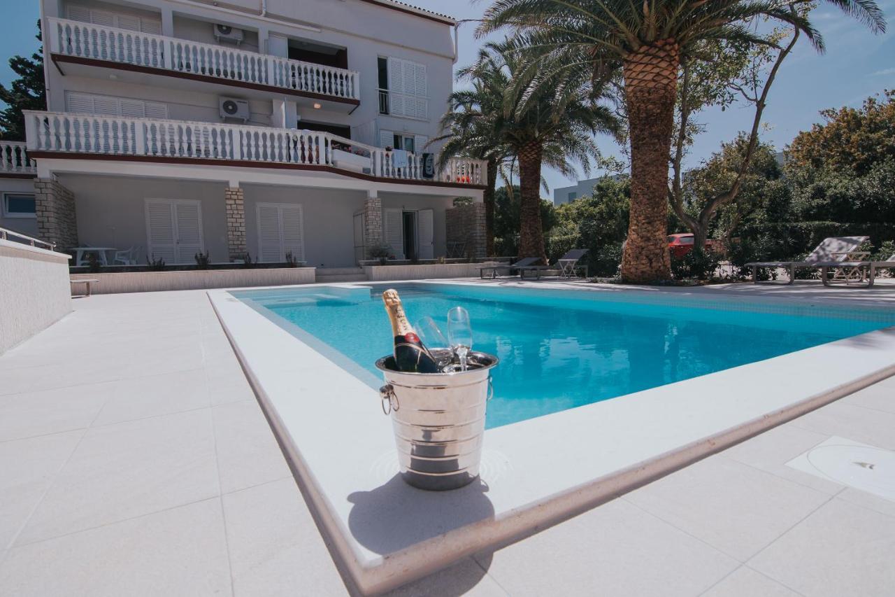 Seagull Pool Apartments & Studios Novalja Dış mekan fotoğraf
