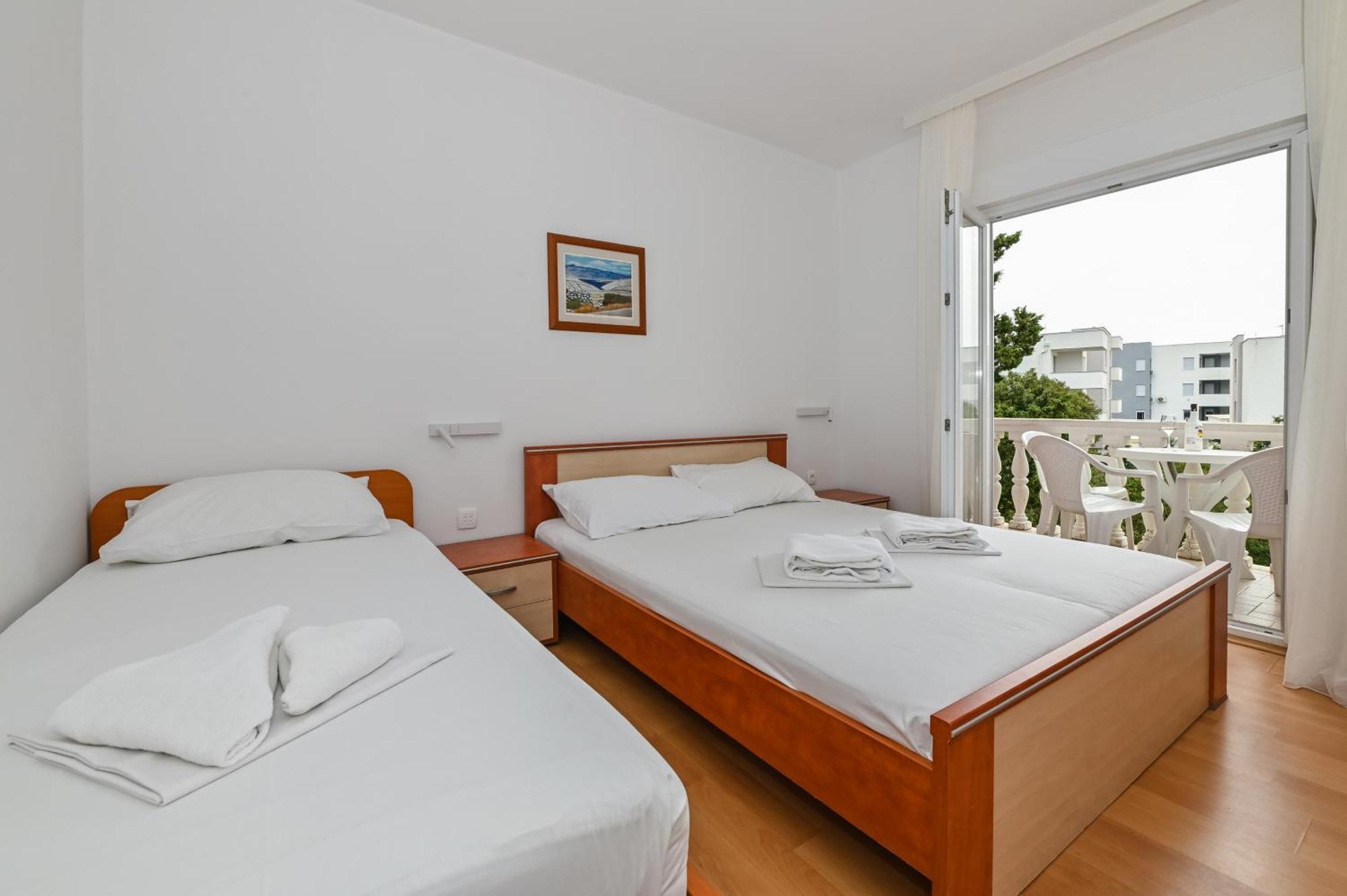 Seagull Pool Apartments & Studios Novalja Dış mekan fotoğraf
