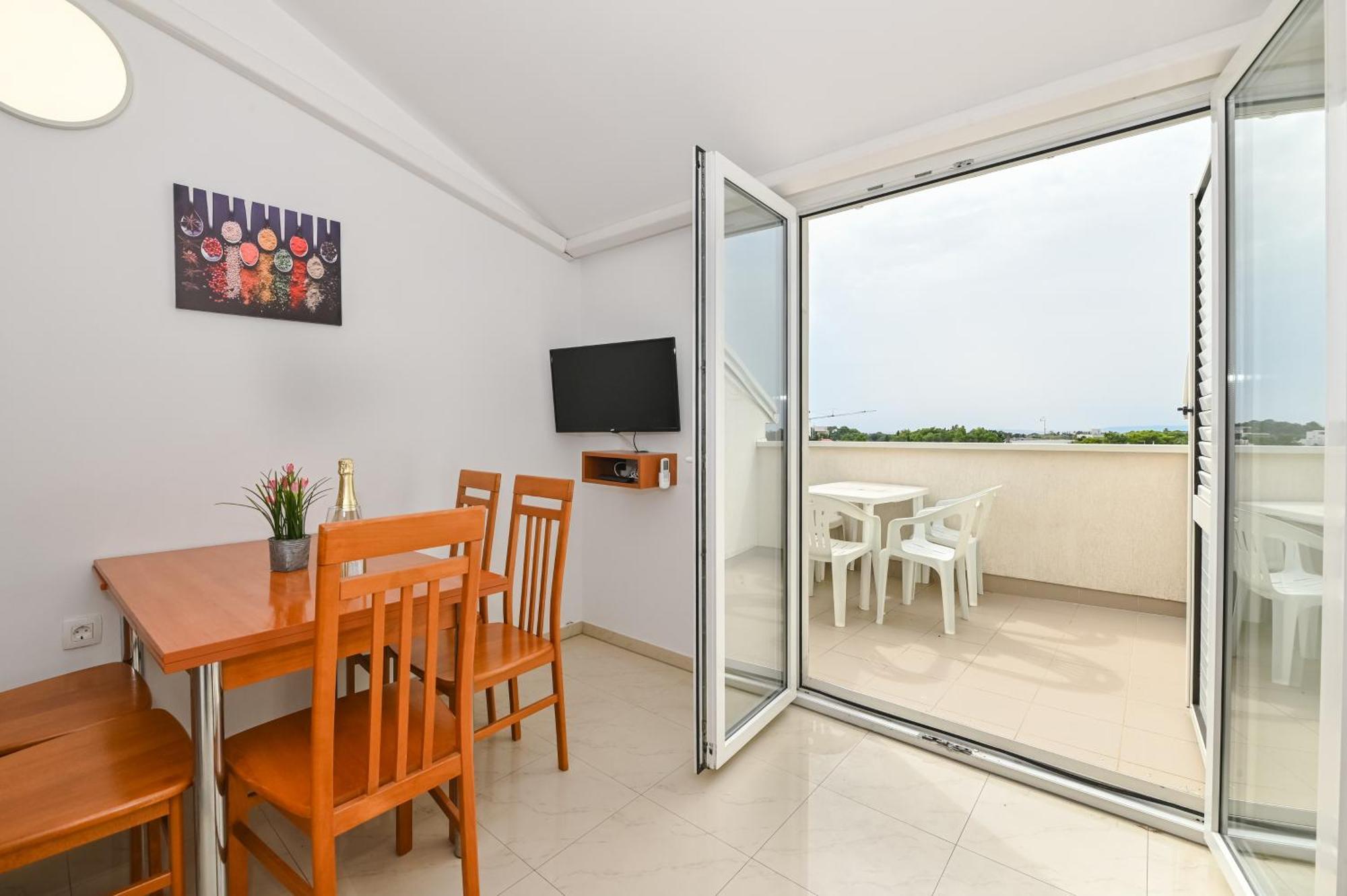 Seagull Pool Apartments & Studios Novalja Dış mekan fotoğraf