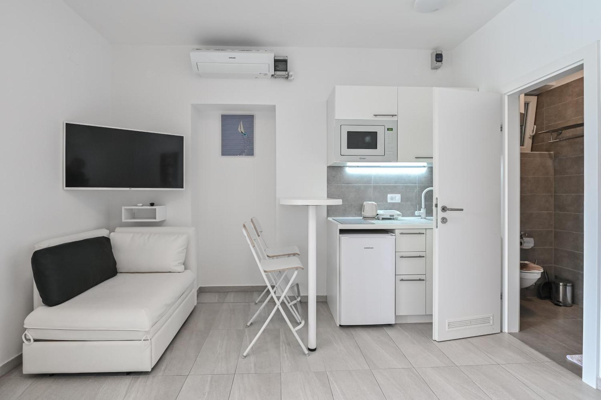 Seagull Pool Apartments & Studios Novalja Dış mekan fotoğraf