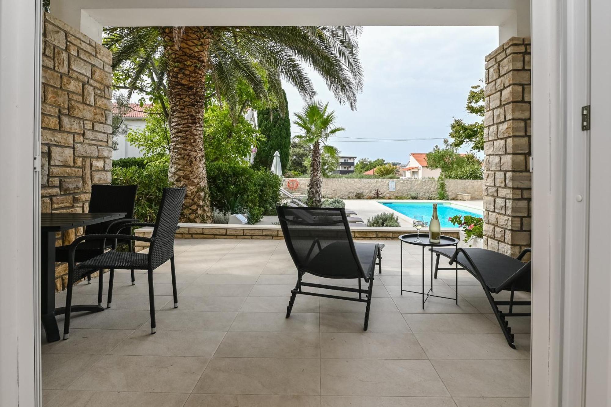 Seagull Pool Apartments & Studios Novalja Dış mekan fotoğraf