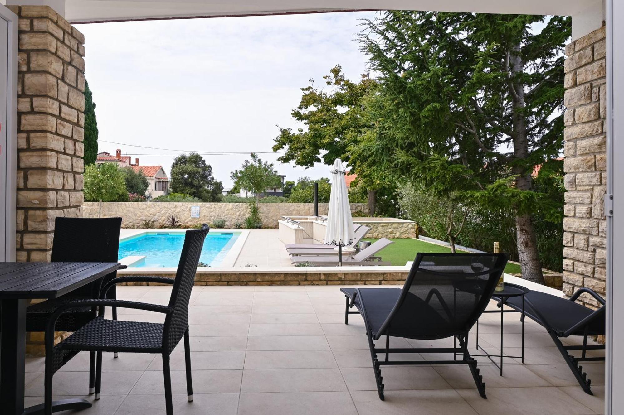 Seagull Pool Apartments & Studios Novalja Oda fotoğraf